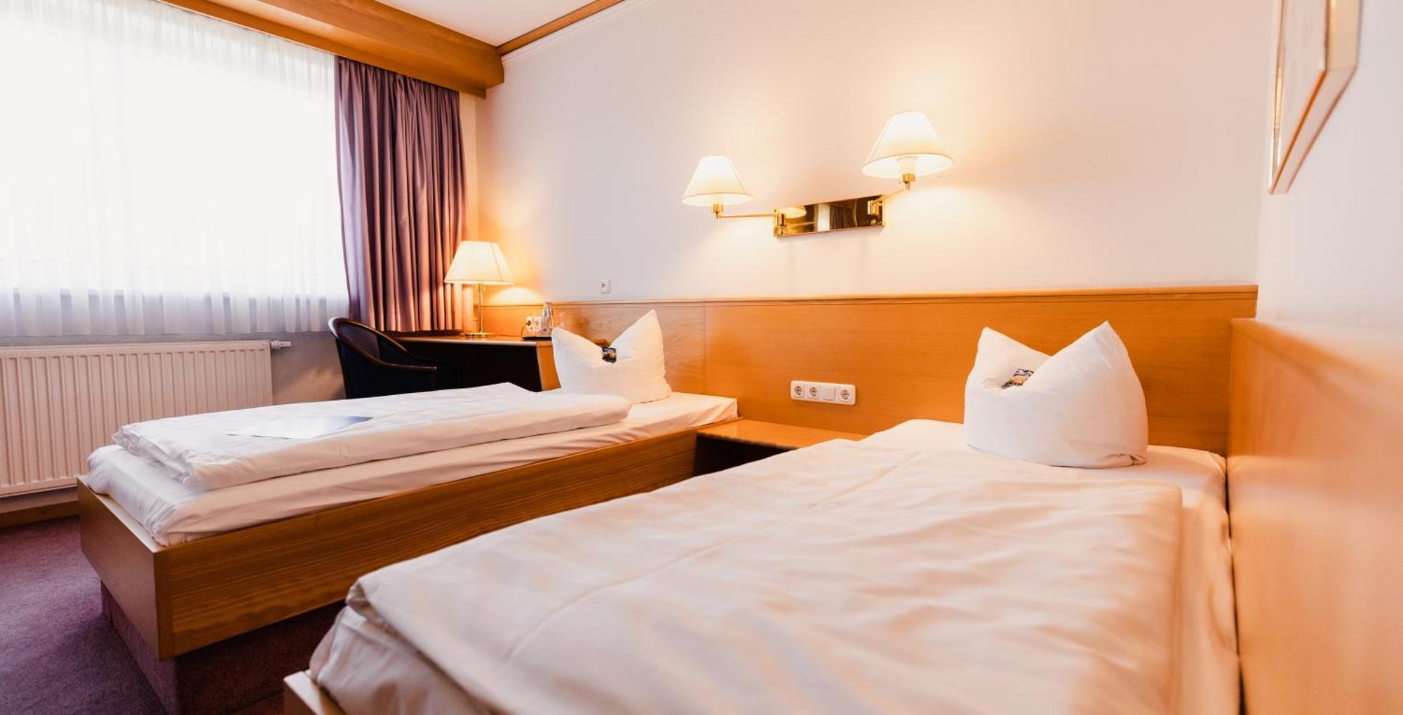 Hotel Bavaria Brehna المظهر الخارجي الصورة