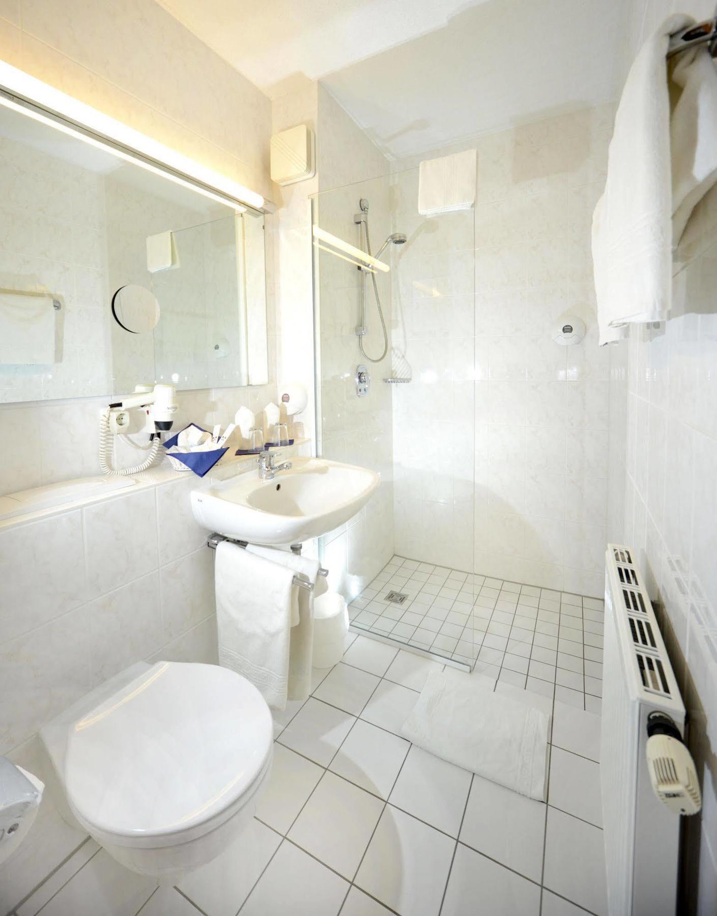 Hotel Bavaria Brehna المظهر الخارجي الصورة