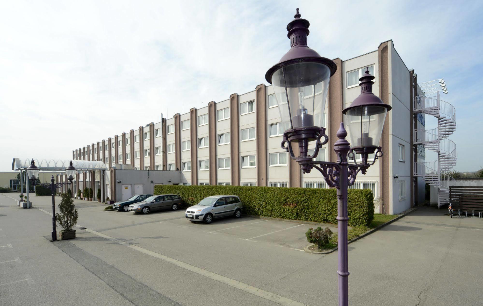 Hotel Bavaria Brehna المظهر الخارجي الصورة